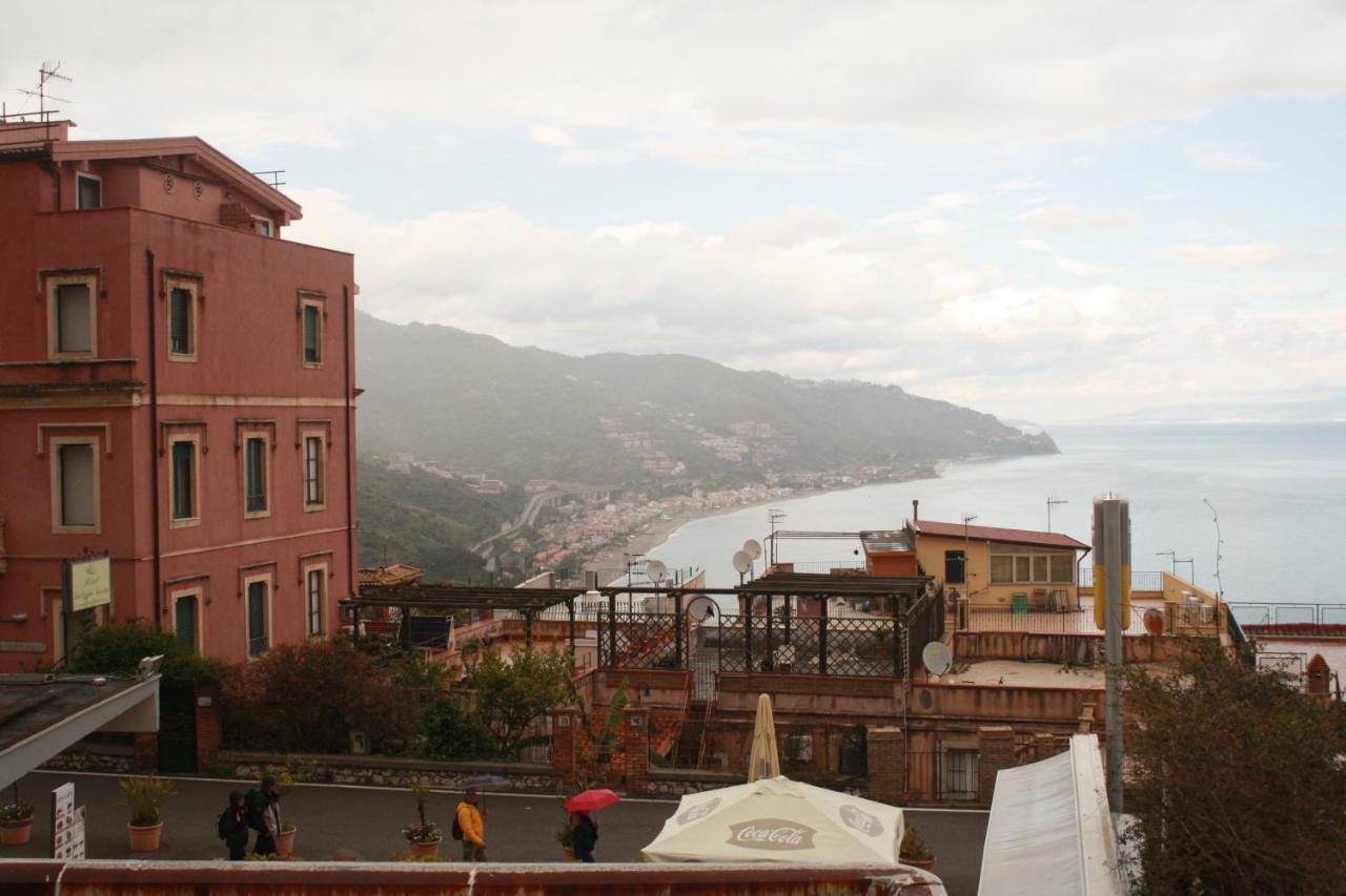 Nice Apartment In Taormina Eksteriør bilde